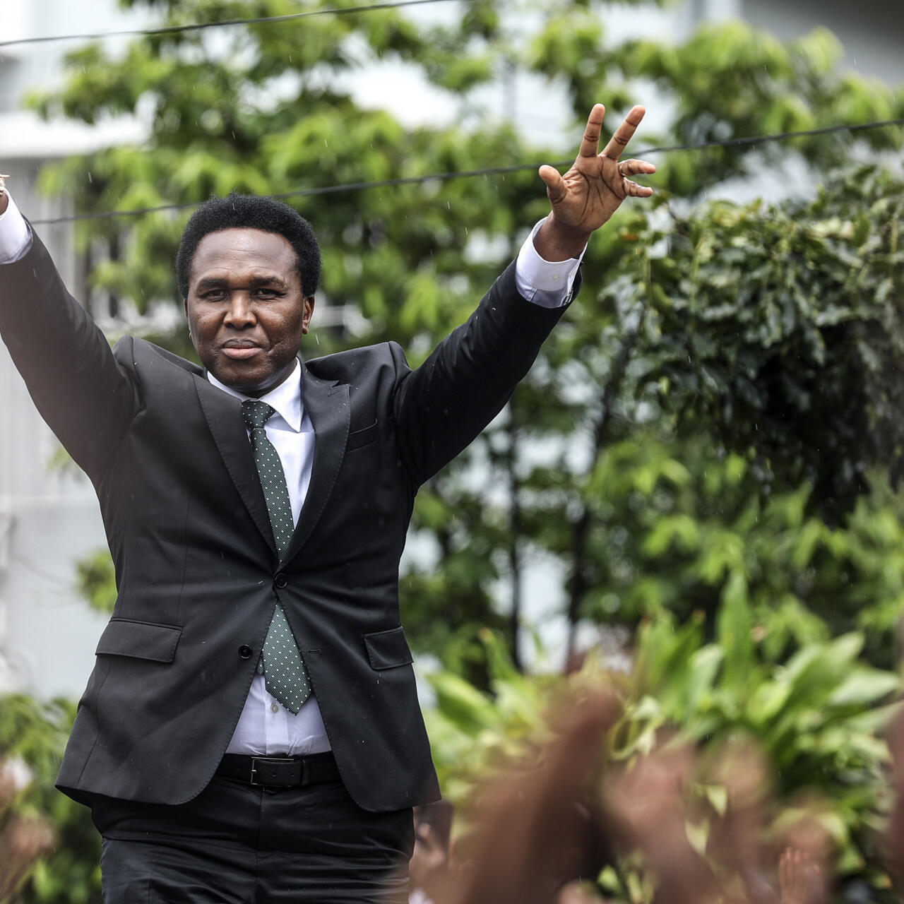 Mondlane confirma candidatura em 2029 e acusa Chapo de erguer a “muralha do diálogo”